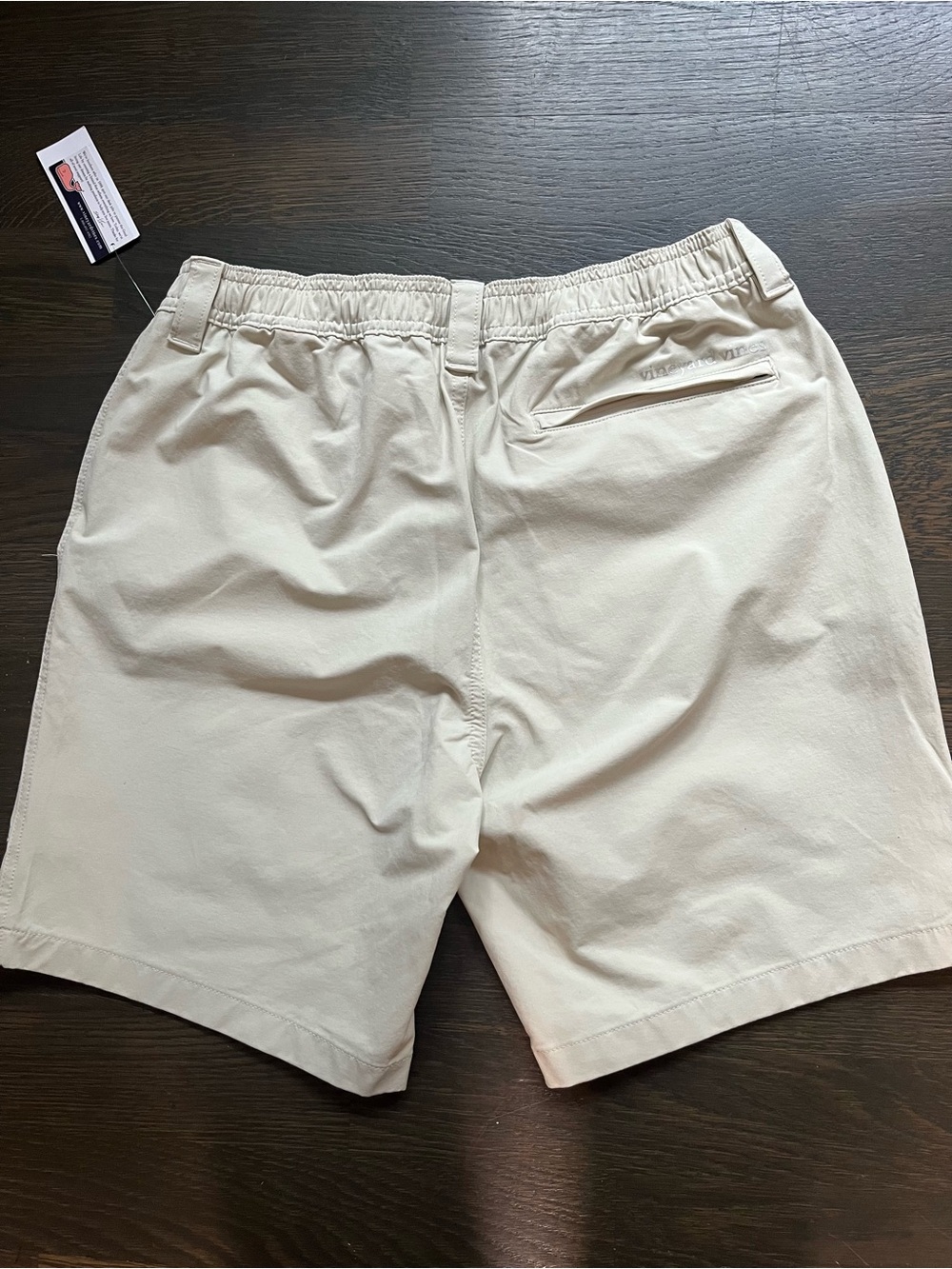 NWT Men’s Vineyard Vines Shorts - Picture 2 of 12